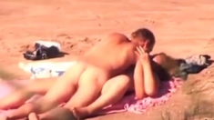 My aunt's orgasm on the beach (holiday video)