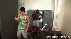 Chris Mohr Cleans Up The Locker Room Then Gets Humiliated By The Black Coach